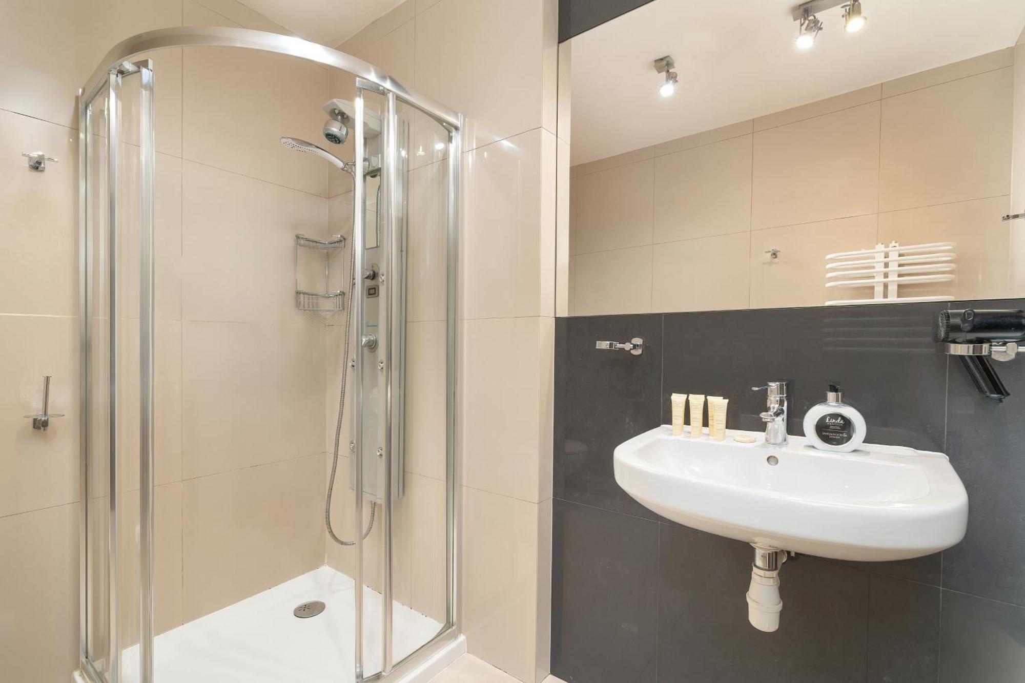 Przestronne Apartamenty W Zakopanem Z Trzema Sypialniami I Parkingiem By Noclegi Renters Esterno foto