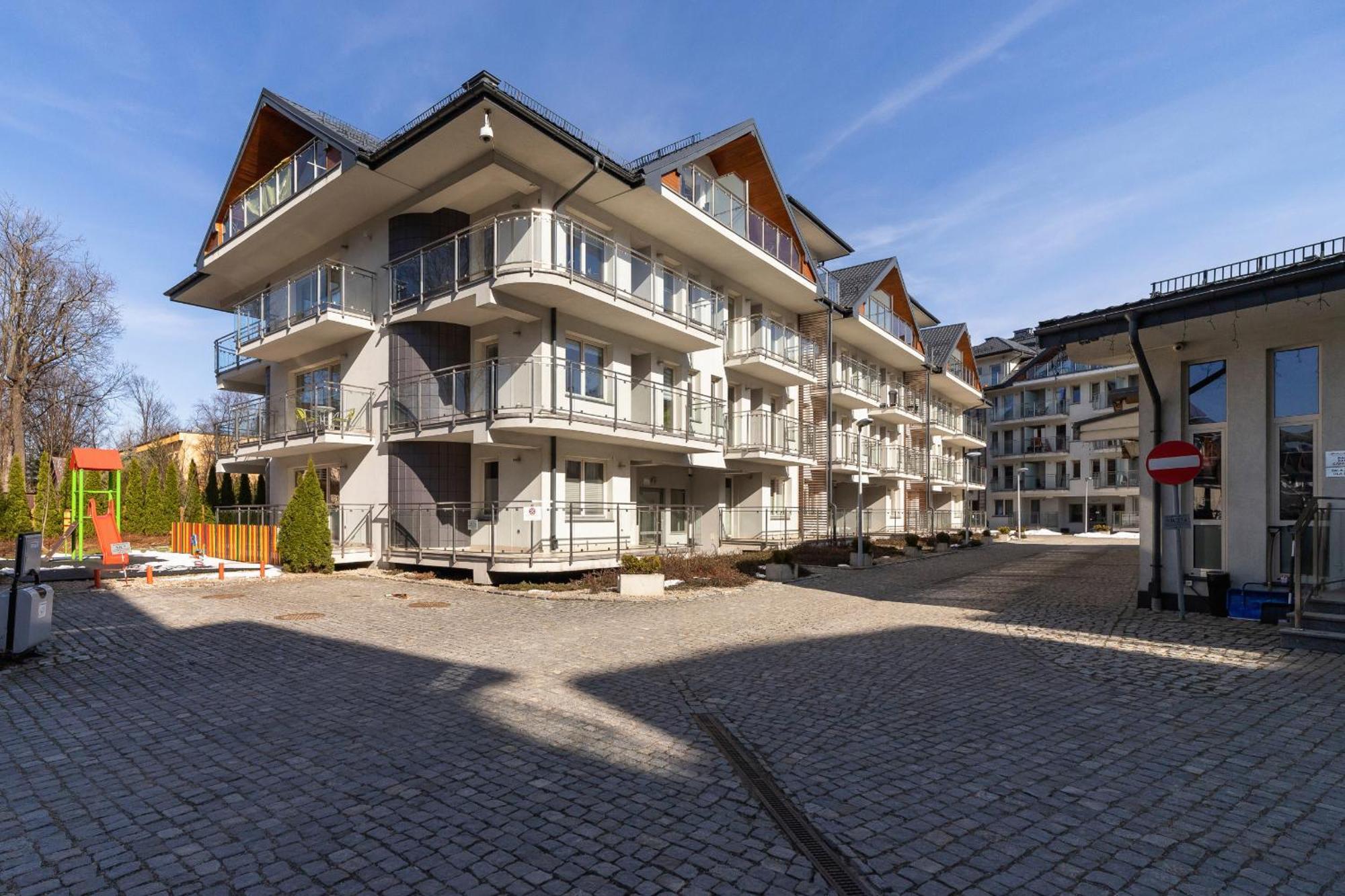 Przestronne Apartamenty W Zakopanem Z Trzema Sypialniami I Parkingiem By Noclegi Renters Esterno foto