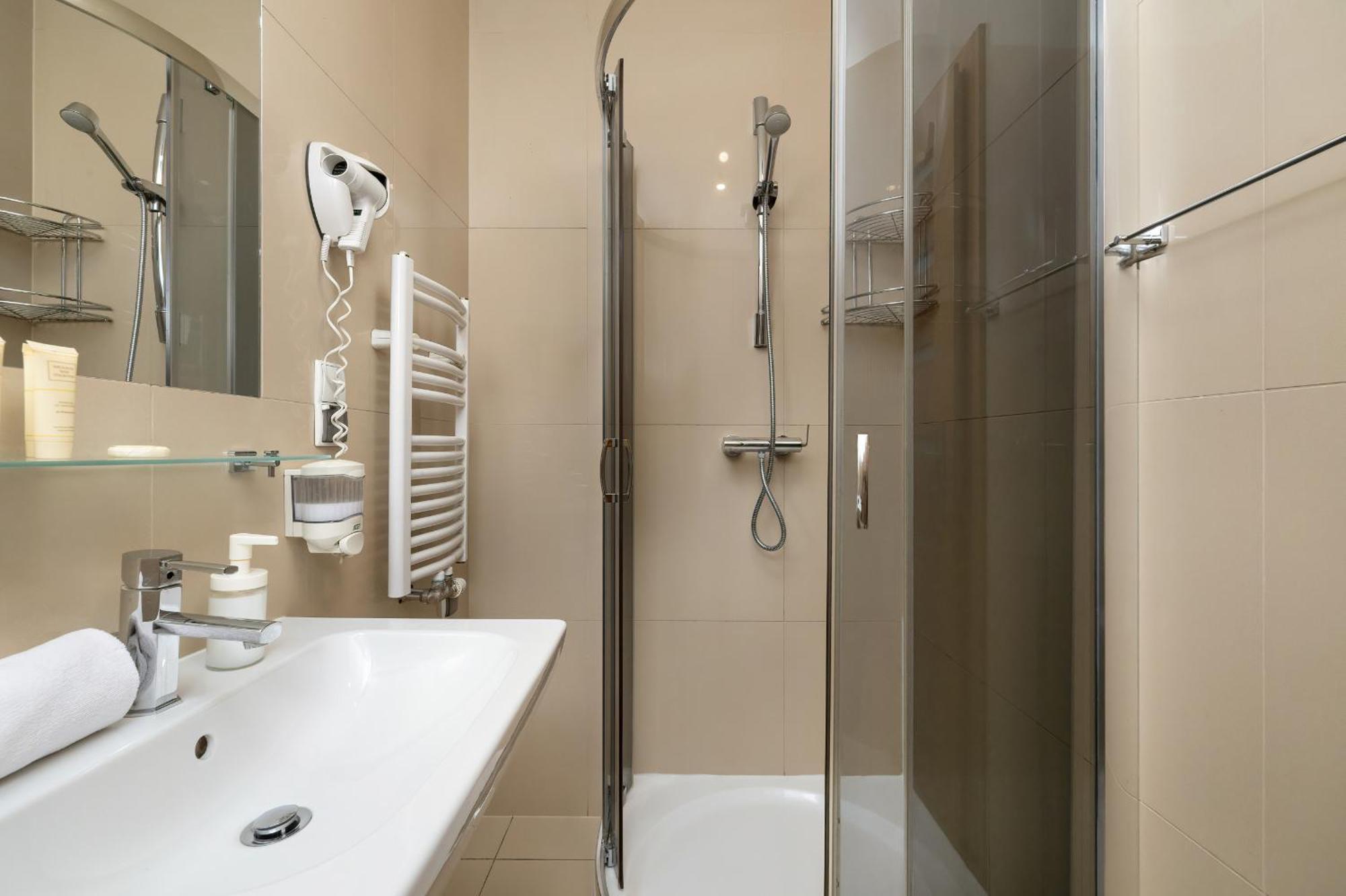 Przestronne Apartamenty W Zakopanem Z Trzema Sypialniami I Parkingiem By Noclegi Renters Esterno foto